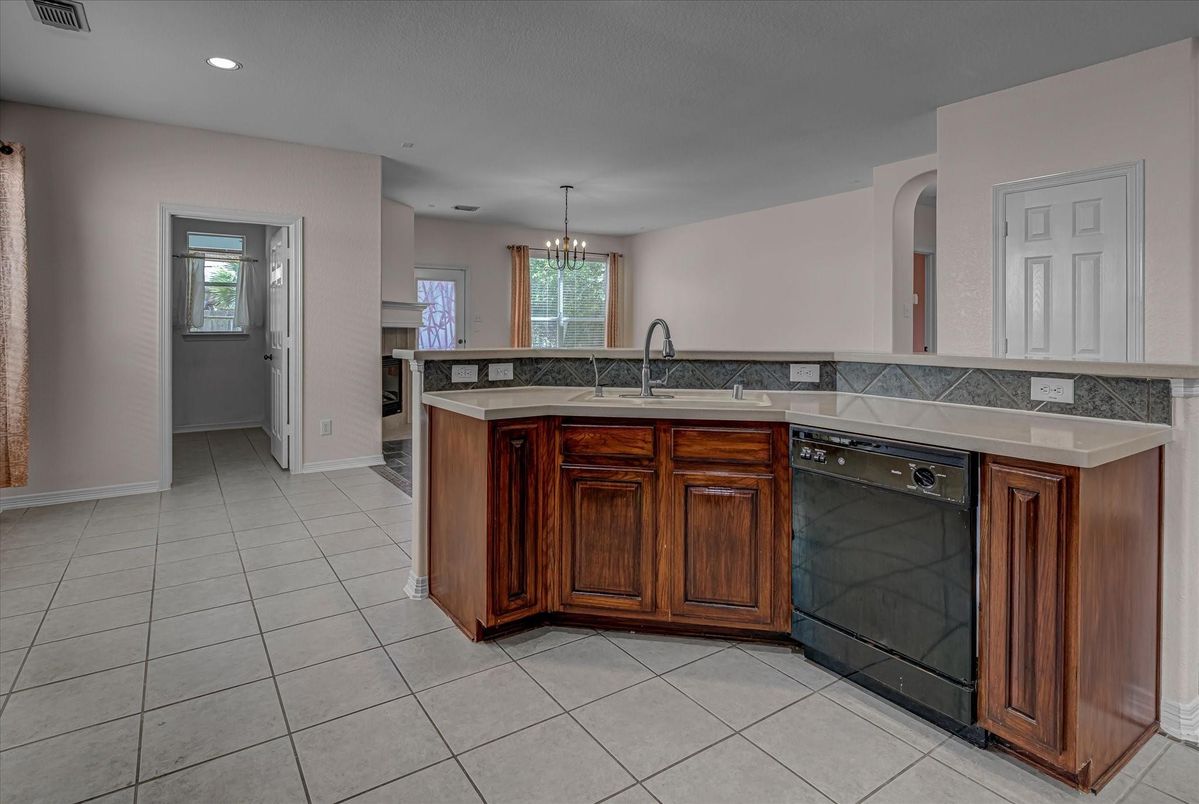 Chandelier, Interior, Kitchen, Recessed Lighting