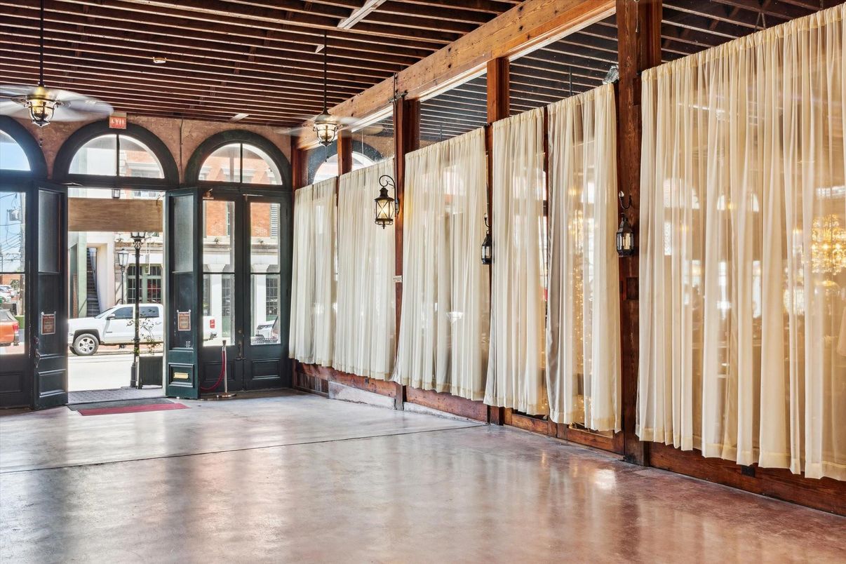 Interior, Wooden Beams