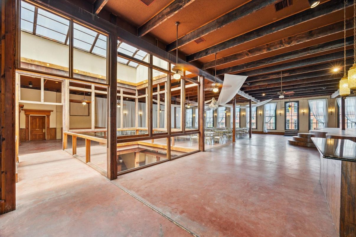 Interior, Wooden Beams