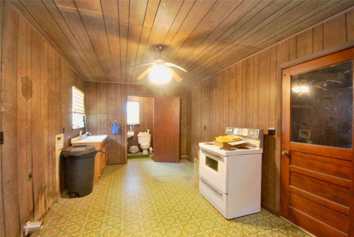 Interior, Kitchen, Wooden Ceilings, Wooden Walls