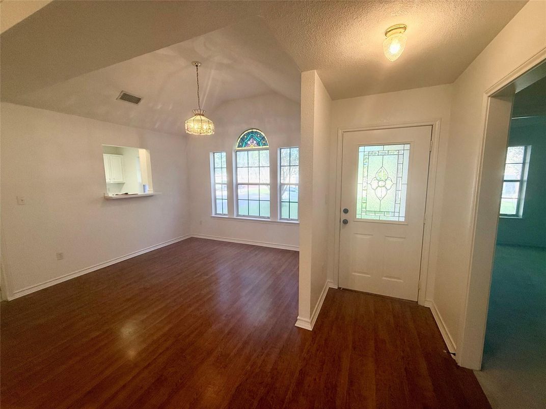 Empty room, Interior, Pendant Lights, Wood Texture Flooring