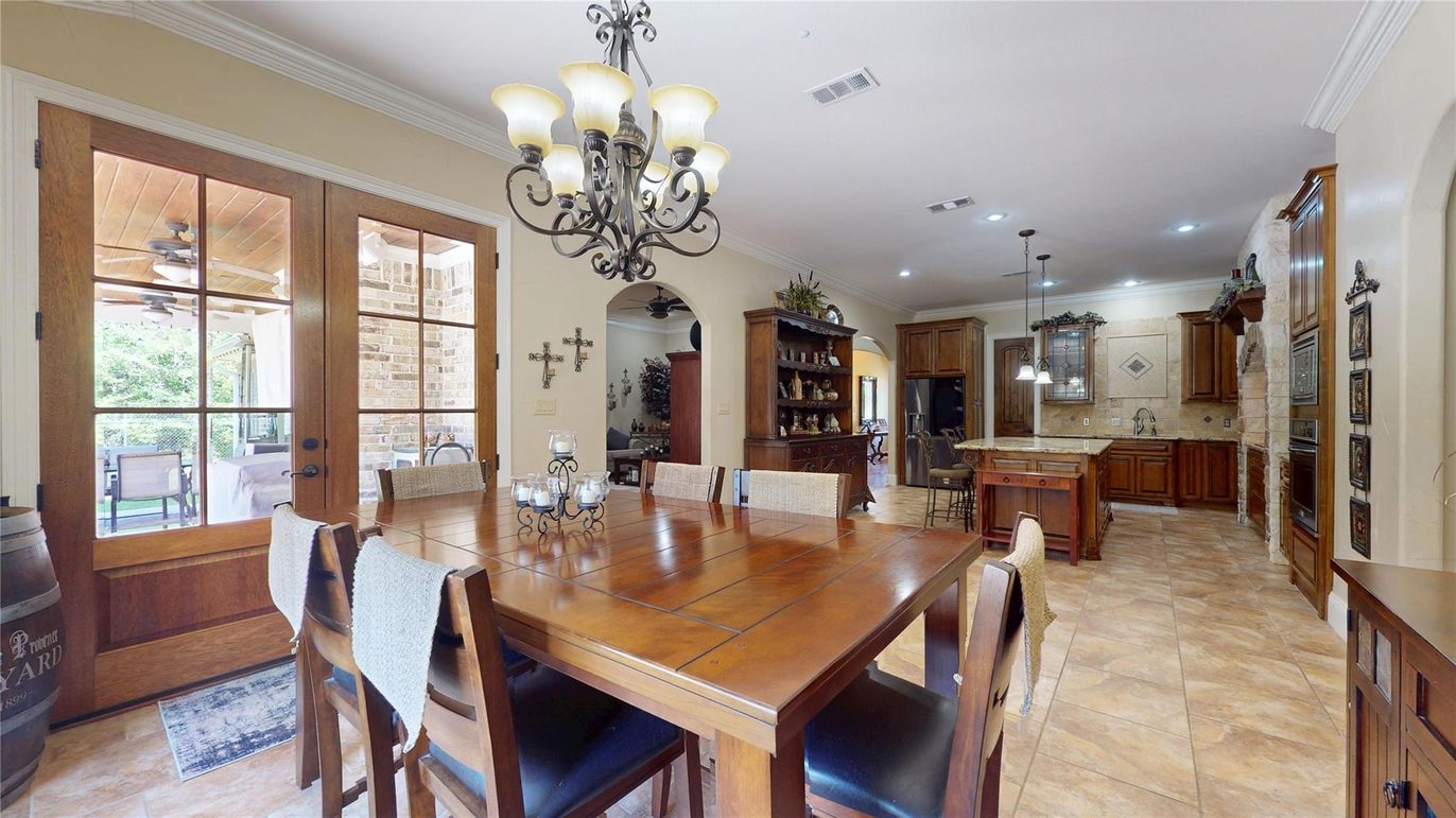 Chandelier, Dining room, Interior, Kitchen, Pendant Lights, Recessed Lighting