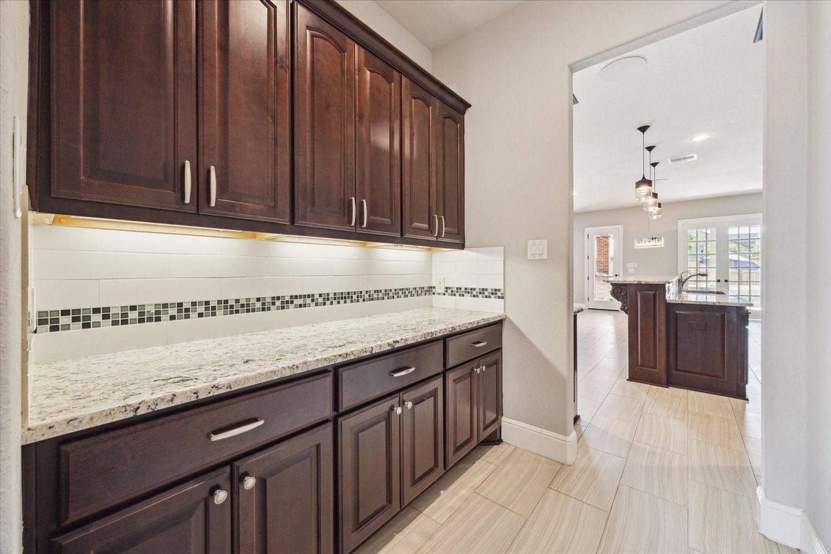 Interior, Kitchen, Pendant Lights, Recessed Lighting