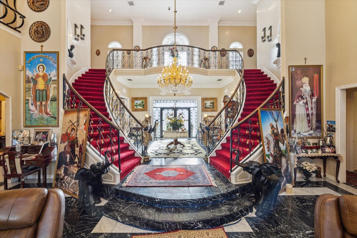Chandelier, Interior, Marble, Recessed Lighting