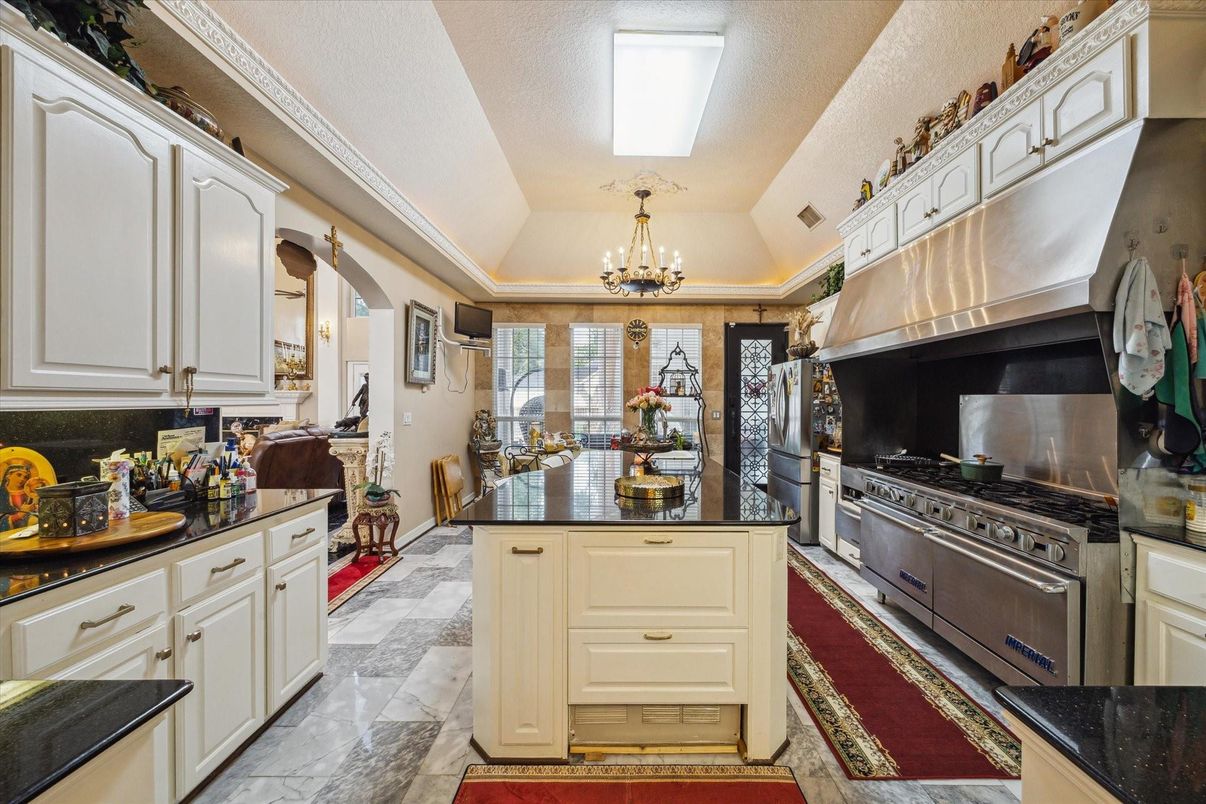 Chandelier, Interior, Kitchen, Marble