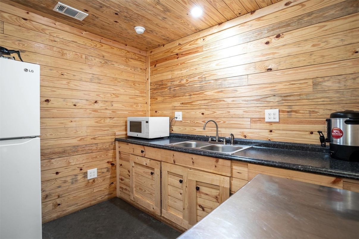 Interior, Kitchen, Wooden Ceilings, Wooden Walls