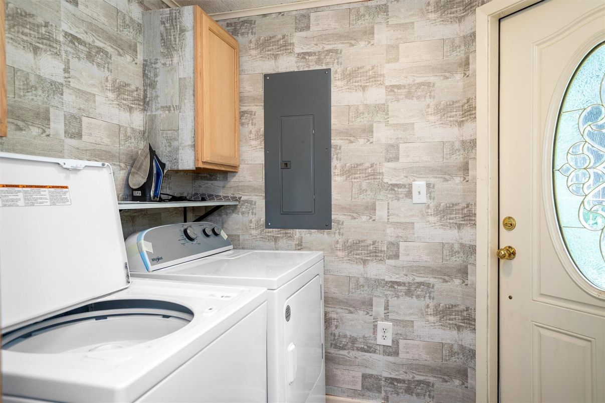 Interior, Stone Walls, Washer