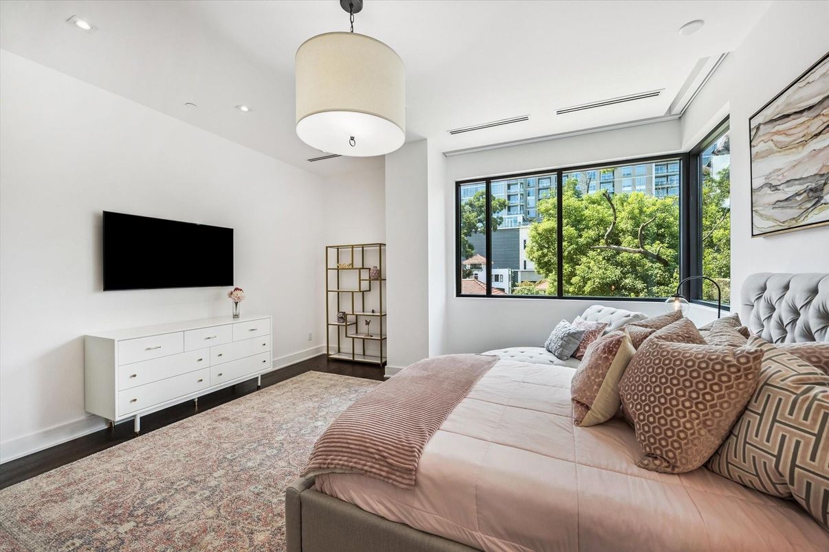 Bedroom, Interior, Recessed Lighting