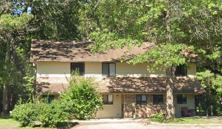 Exterior, Facade, Brick Facade, Cape Cod