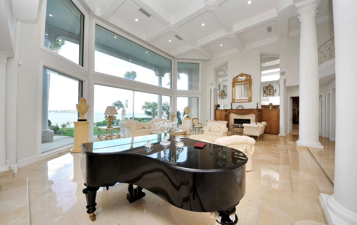 Fireplace, Interior, Living room, Piano, Recessed Lighting, Water