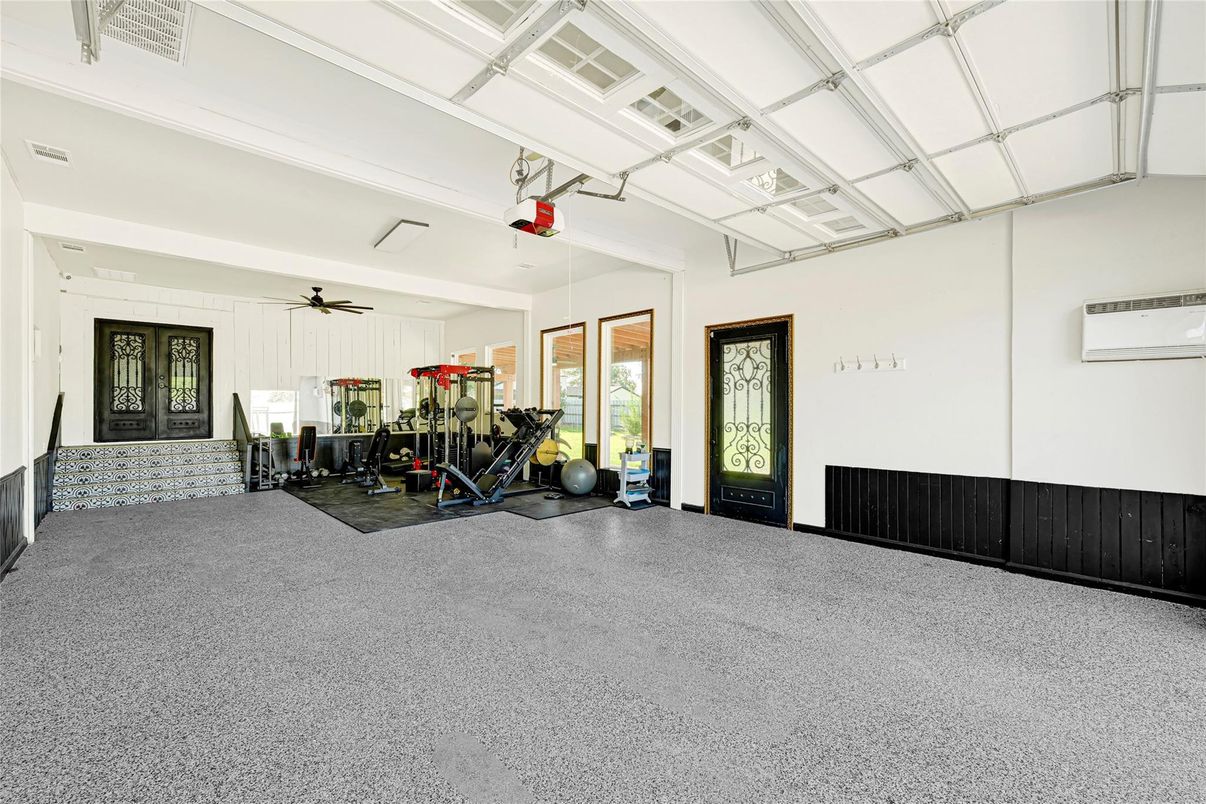 Fitness Equipment, Interior