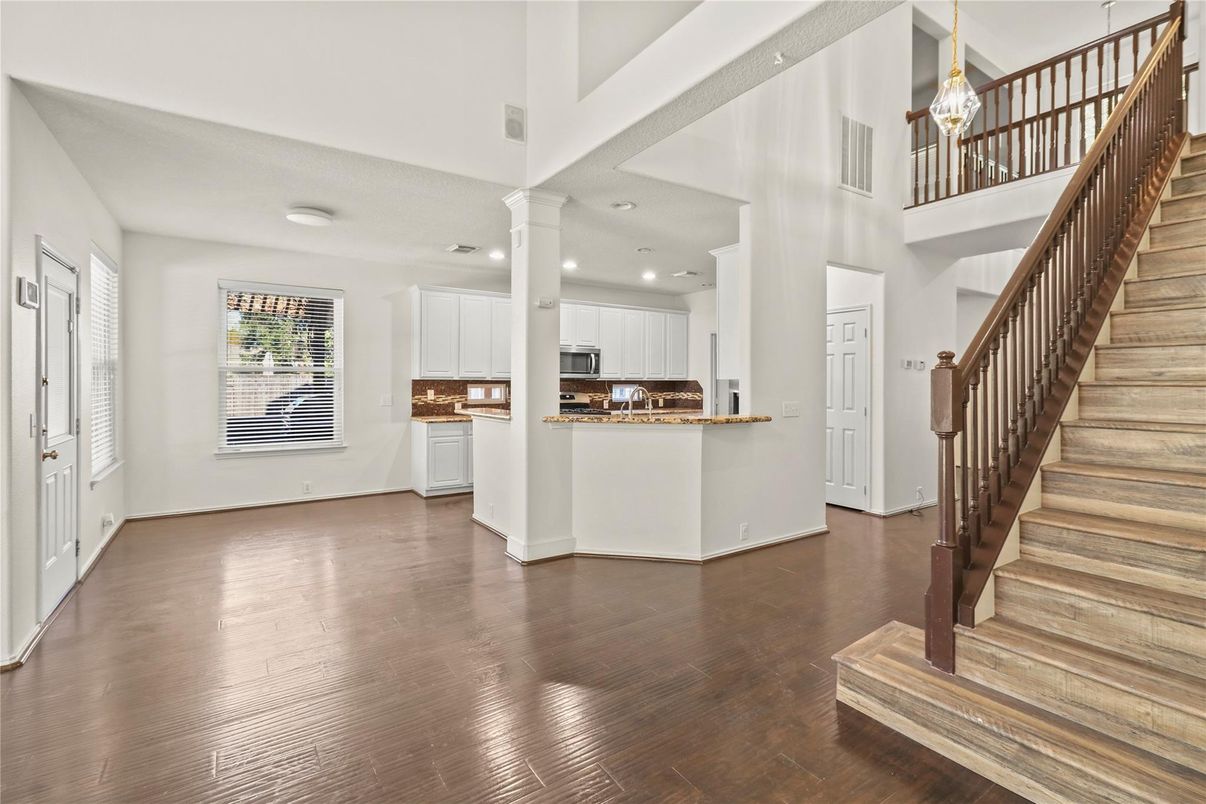 Interior, Kitchen, Pendant Lights, Recessed Lighting, Wood Texture Flooring