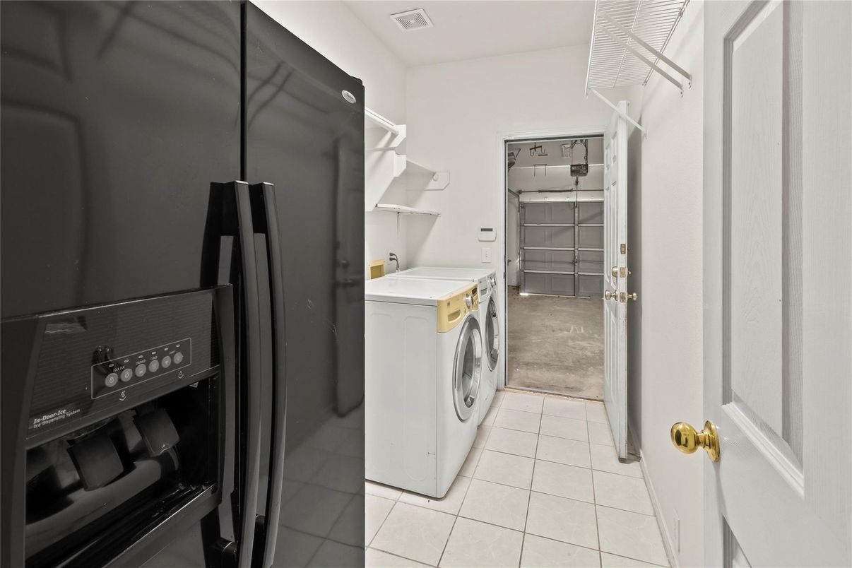 Interior, Washer