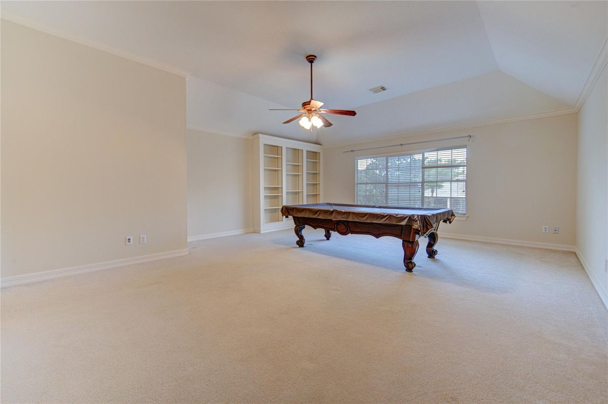 Billiard Table, Game Room, Interior