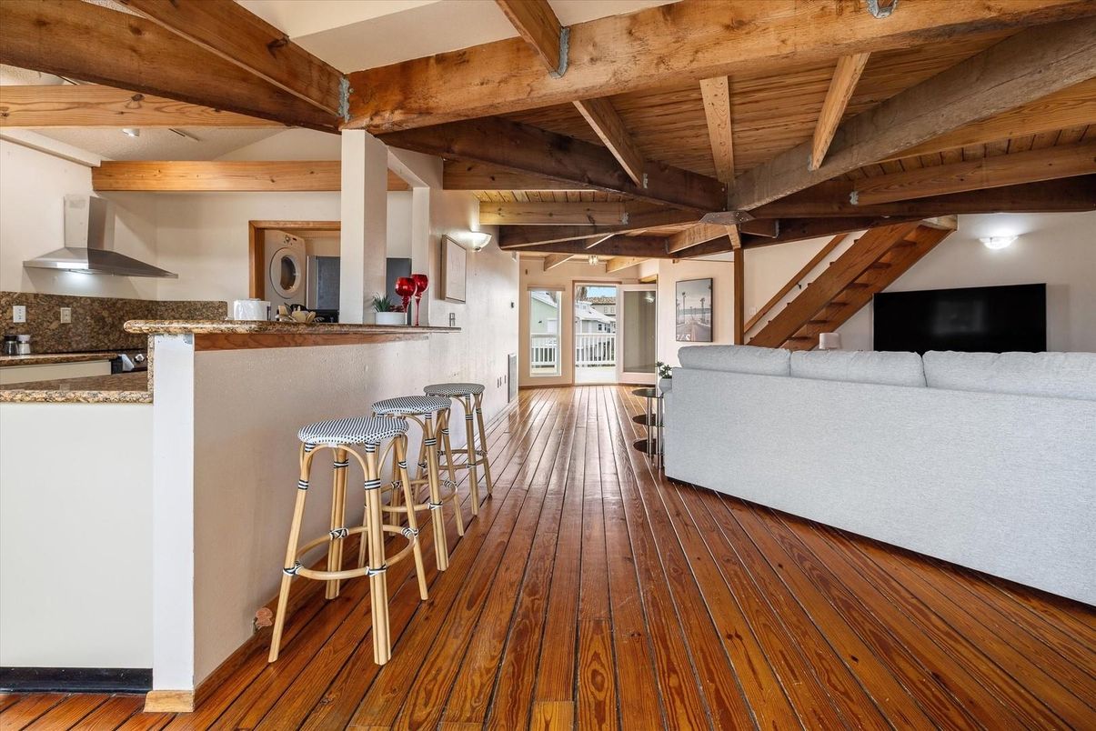 Interior, Kitchen, Living room, Wooden Beams, Wooden Ceilings, Wood Texture Flooring