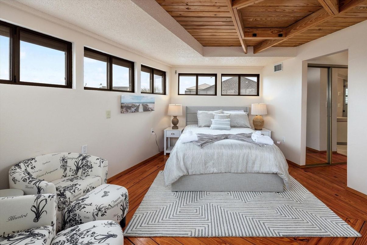Bedroom, Interior, Wooden Beams, Wooden Ceilings, Wood Texture Flooring