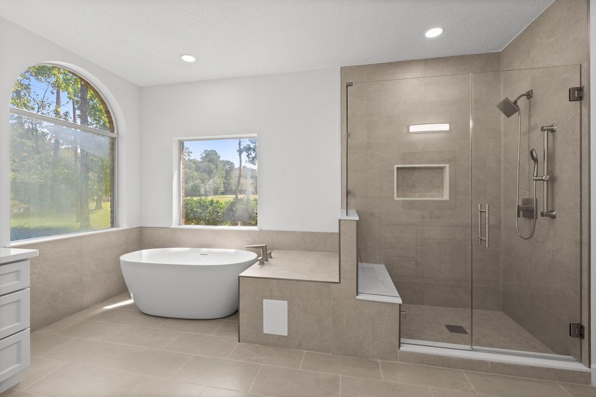 Bathroom, Free Standing Baths, Glass Shower, Interior, Recessed Lighting