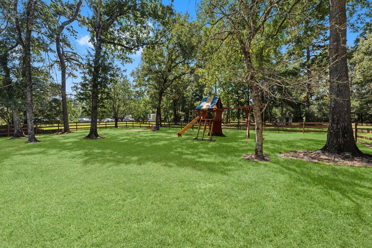 Backyard, Exterior, Playground