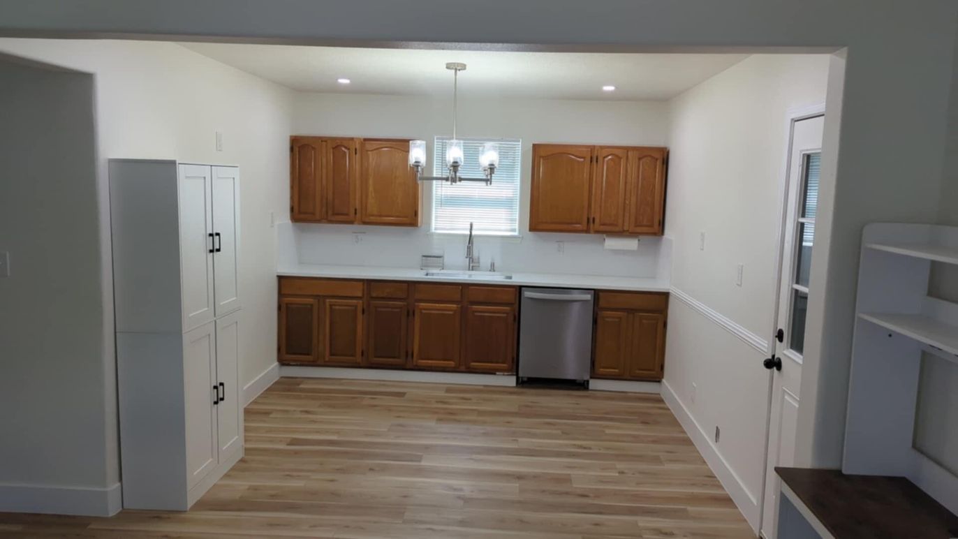 Interior, Kitchen, Pendant Lights, Recessed Lighting, Wood Texture Flooring