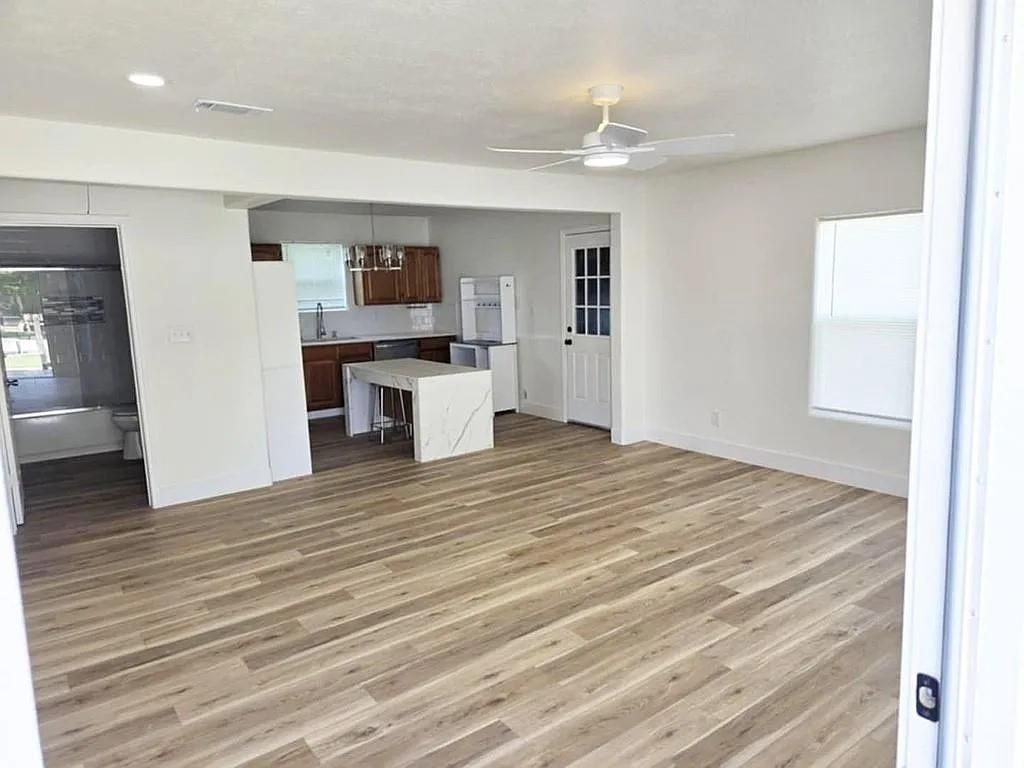Interior, Kitchen, Recessed Lighting, Wood Texture Flooring