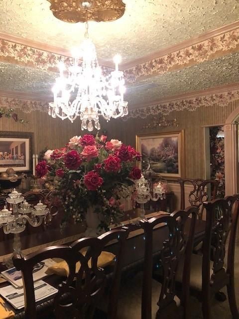 Chandelier, Dining room, Interior