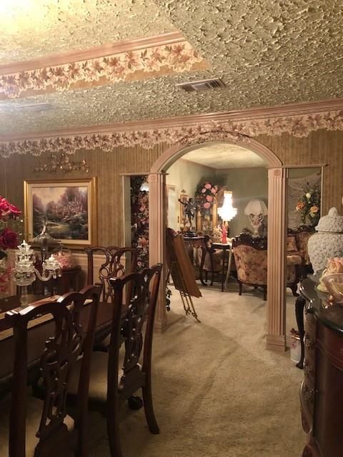 Dining room, Interior