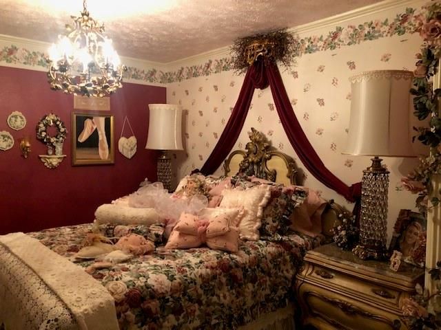 Bedroom, Chandelier, Interior