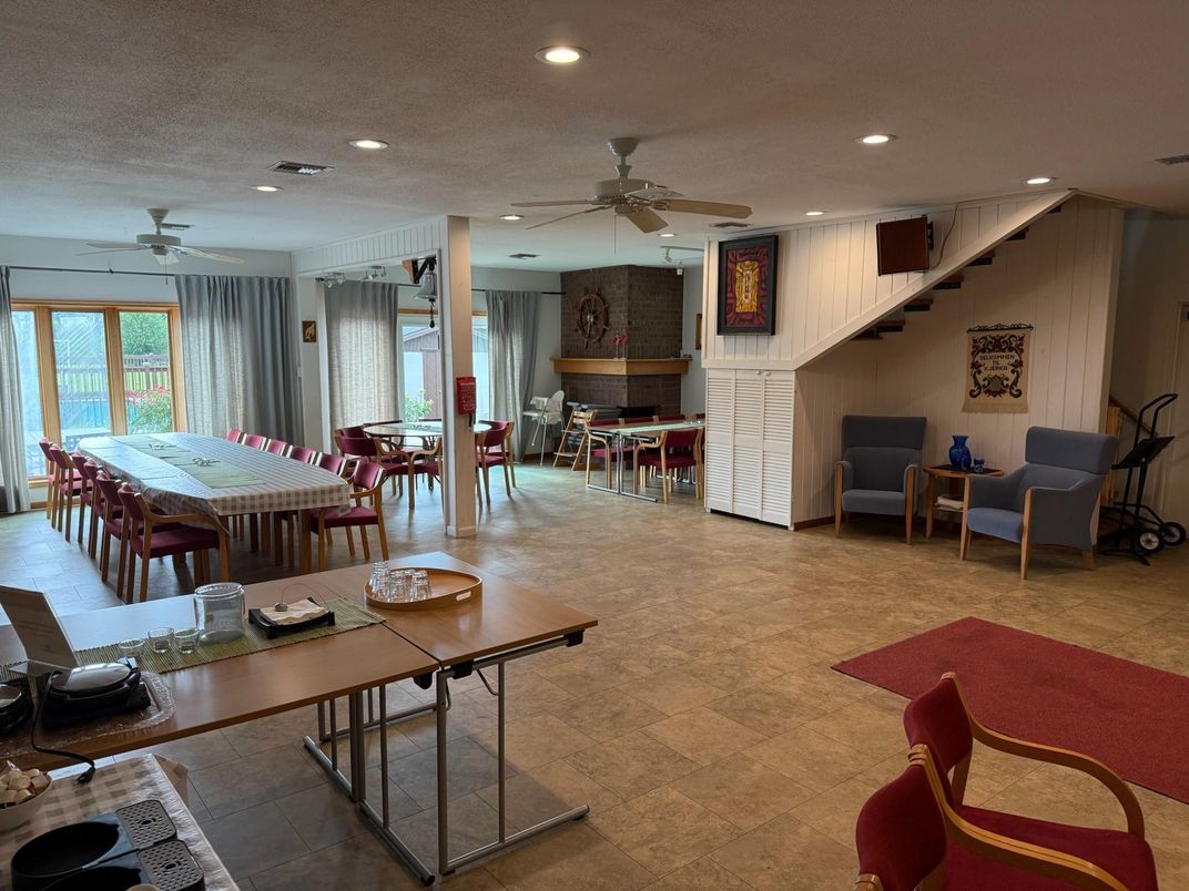 Dining room, Interior, Recessed Lighting