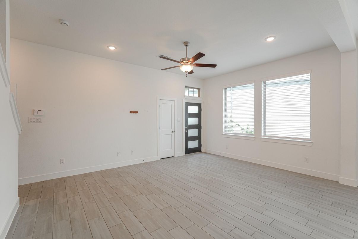 Empty room, Interior, Recessed Lighting, Wood Texture Flooring