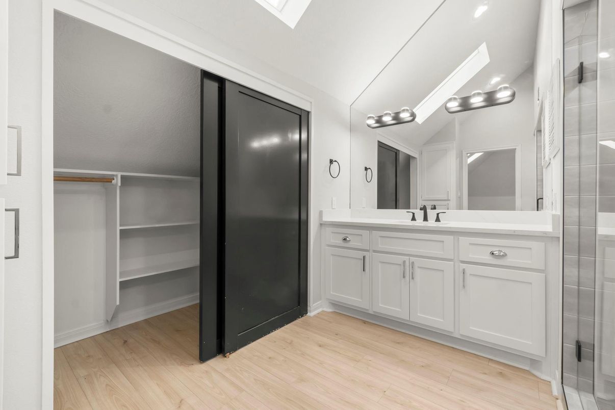 Bathroom, Interior, Wood Texture Flooring