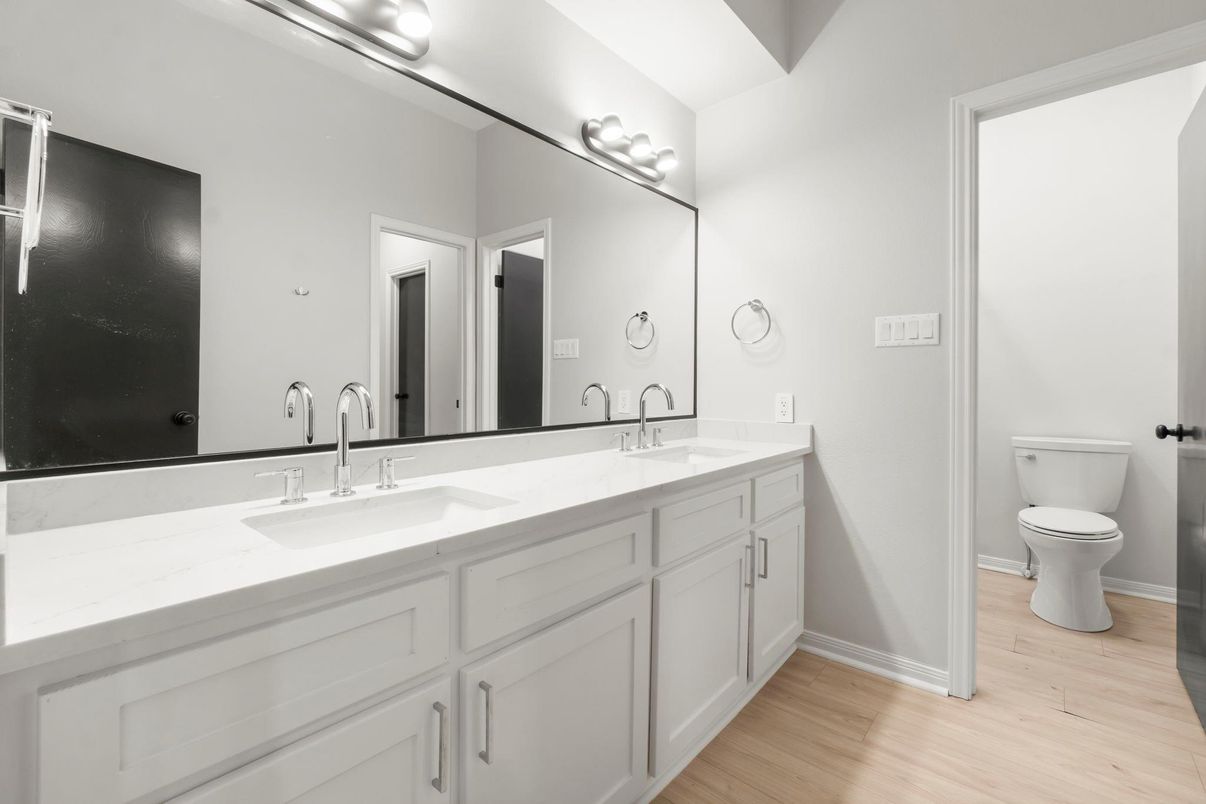 Bathroom, Dual Sink Vanities, Interior, Wood Texture Flooring