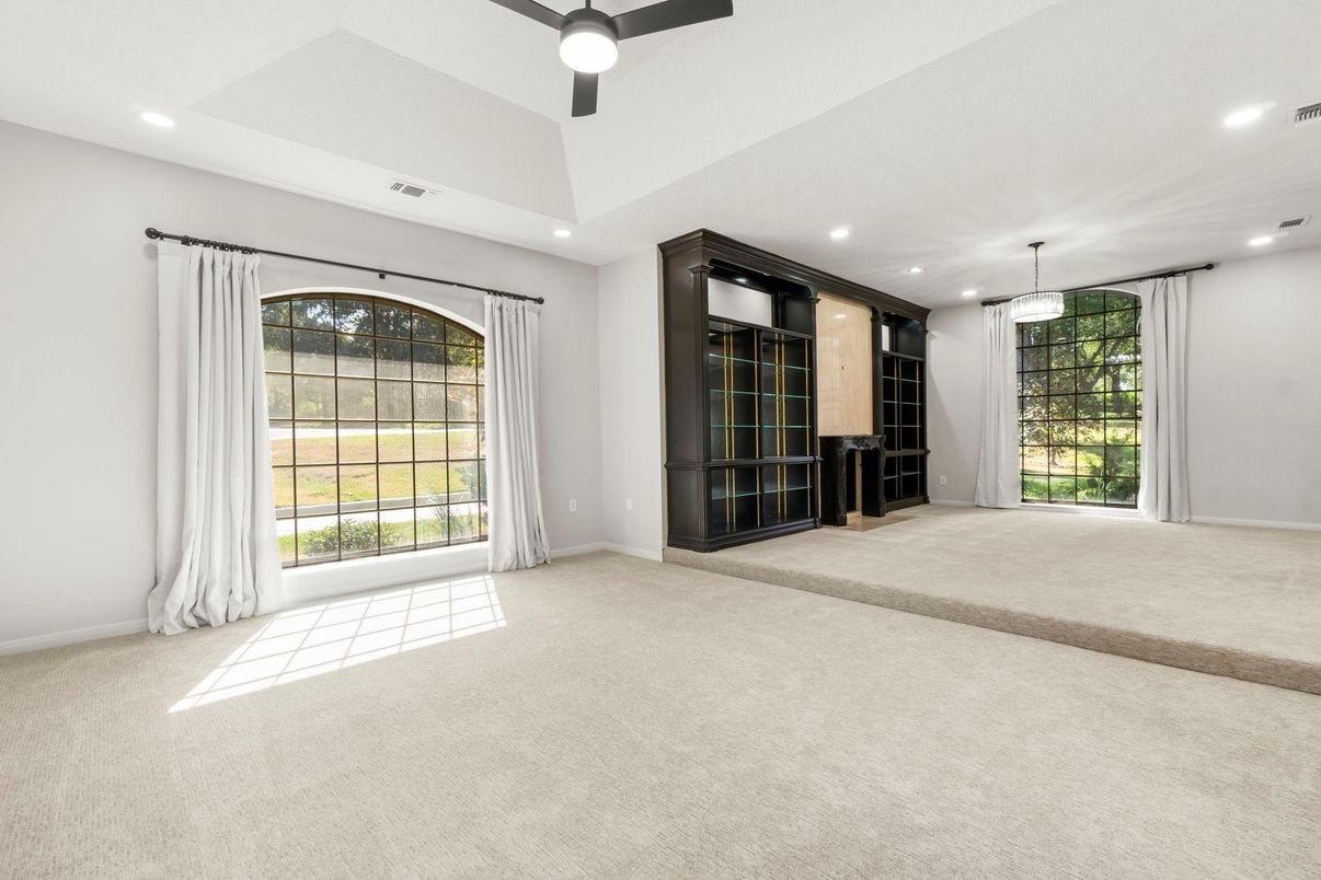 Empty room, Interior, Pendant Lights, Recessed Lighting