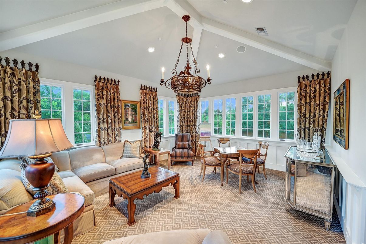 Chandelier, Dining room, Interior, Living room, Recessed Lighting
