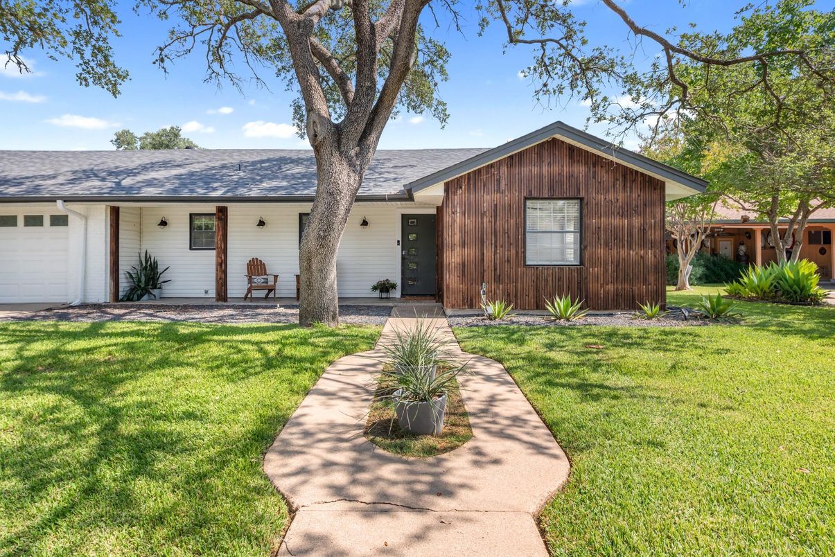 Attached, Backyard, Exterior, Facade, Ranch