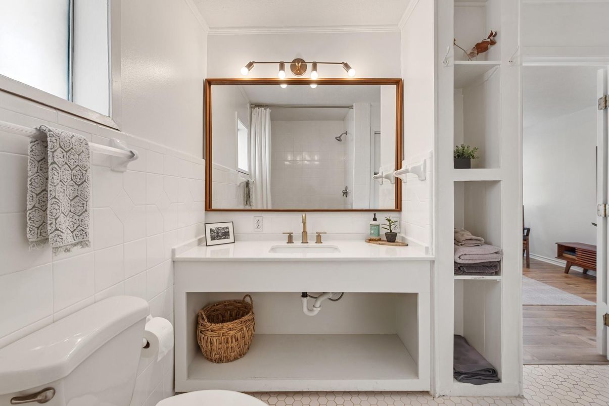 Bathroom, Interior, Wood Texture Flooring