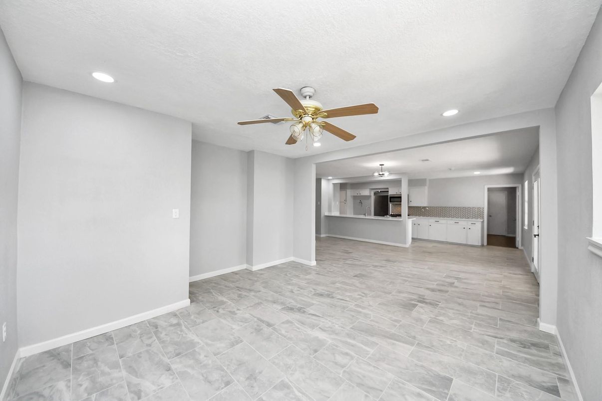 Empty room, Interior, Kitchen, Recessed Lighting