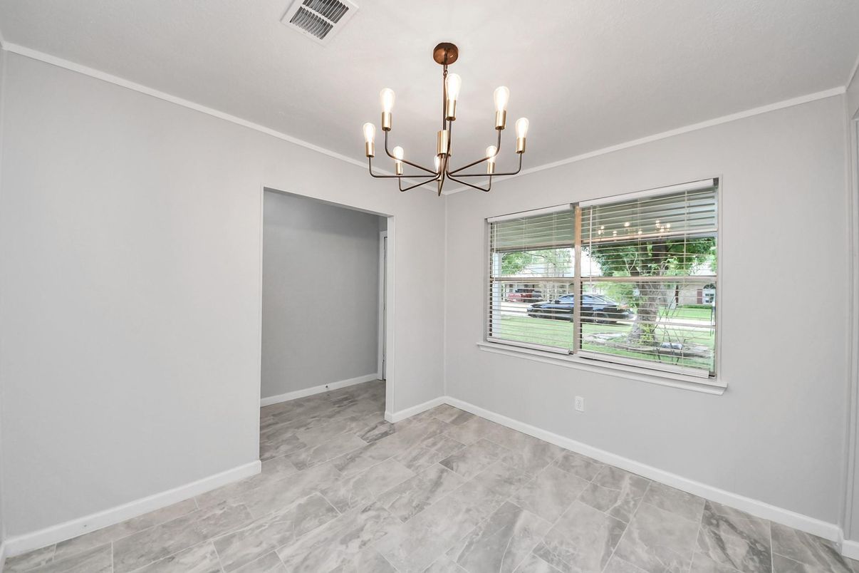 Chandelier, Empty room, Interior, Marble
