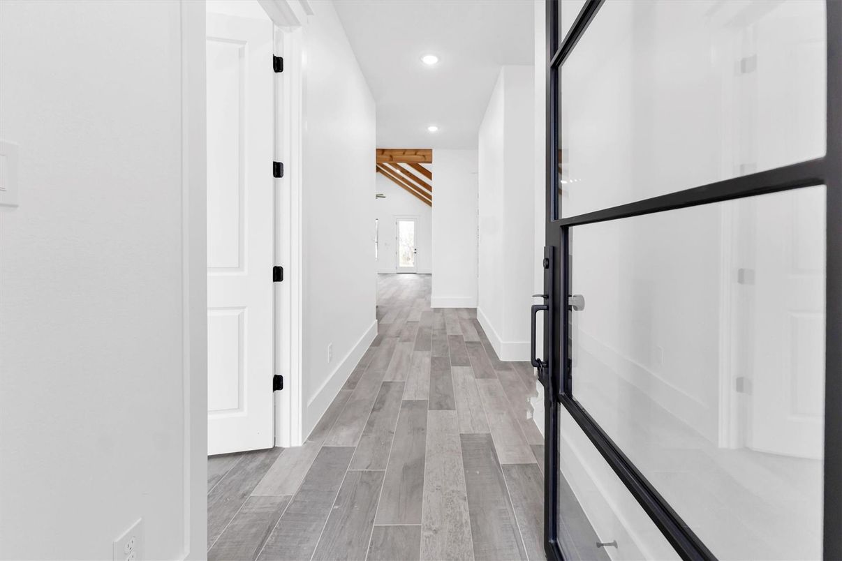 Interior, Recessed Lighting, Wooden Beams, Wood Texture Flooring