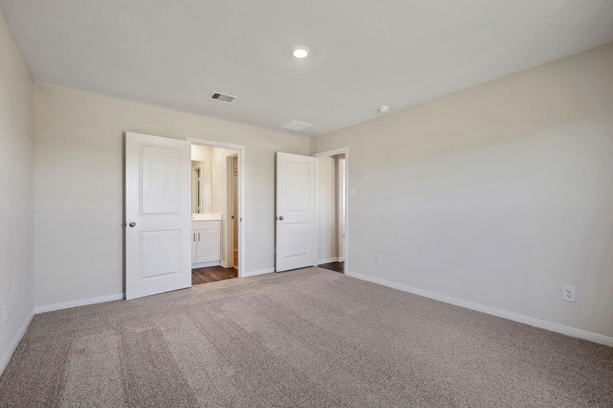 Empty room, Interior, Recessed Lighting, Utility Closets, Washer