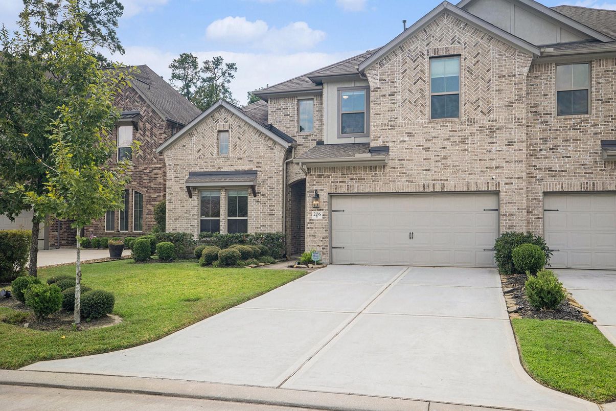 Attached, Exterior, Facade, Brick Facade, Brick Traditional