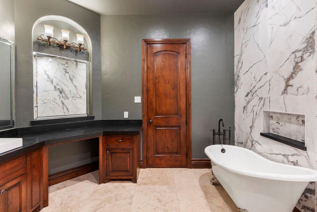 Bathroom, Dual Sink Vanities, Free Standing Baths, Interior, Marble Walls