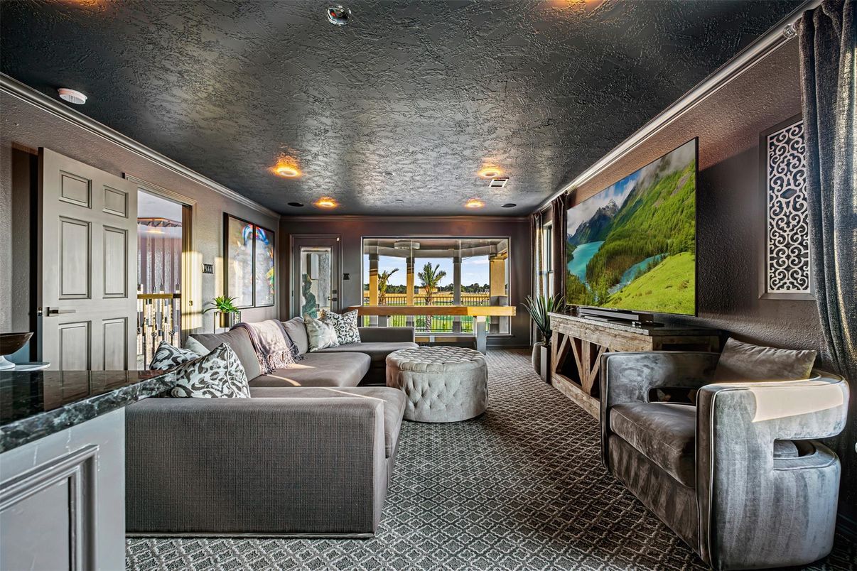 Interior, Living room, Projection Screen