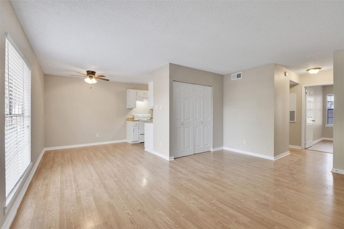 Empty room, Interior, Kitchen, Wood Texture Flooring