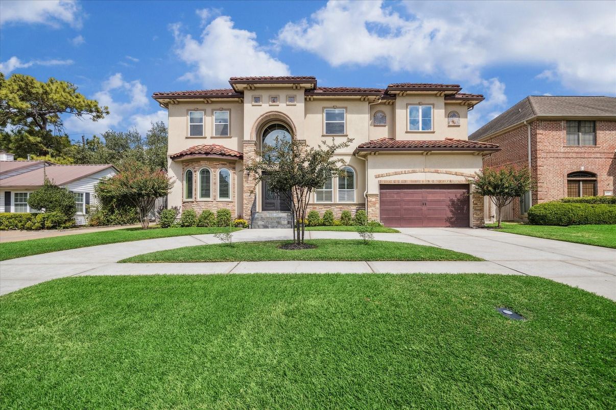 Attached, Backyard, Exterior, Facade, Mediterranean