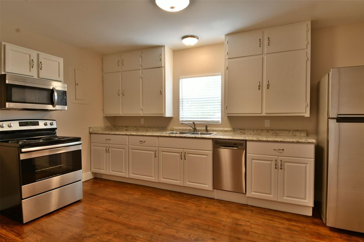 Interior, Kitchen, Stainless Steel Appliances, Wood Texture Flooring