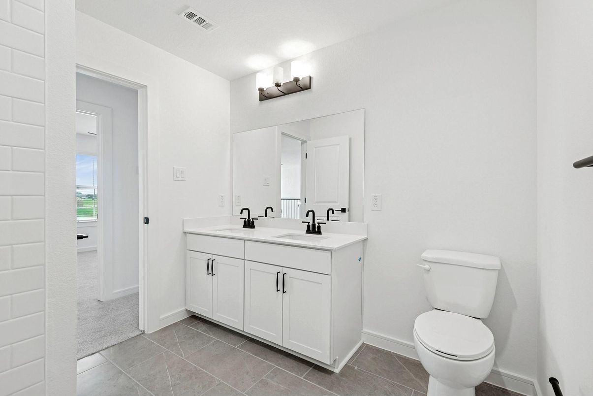 Bathroom, Dual Sink Vanities, Interior