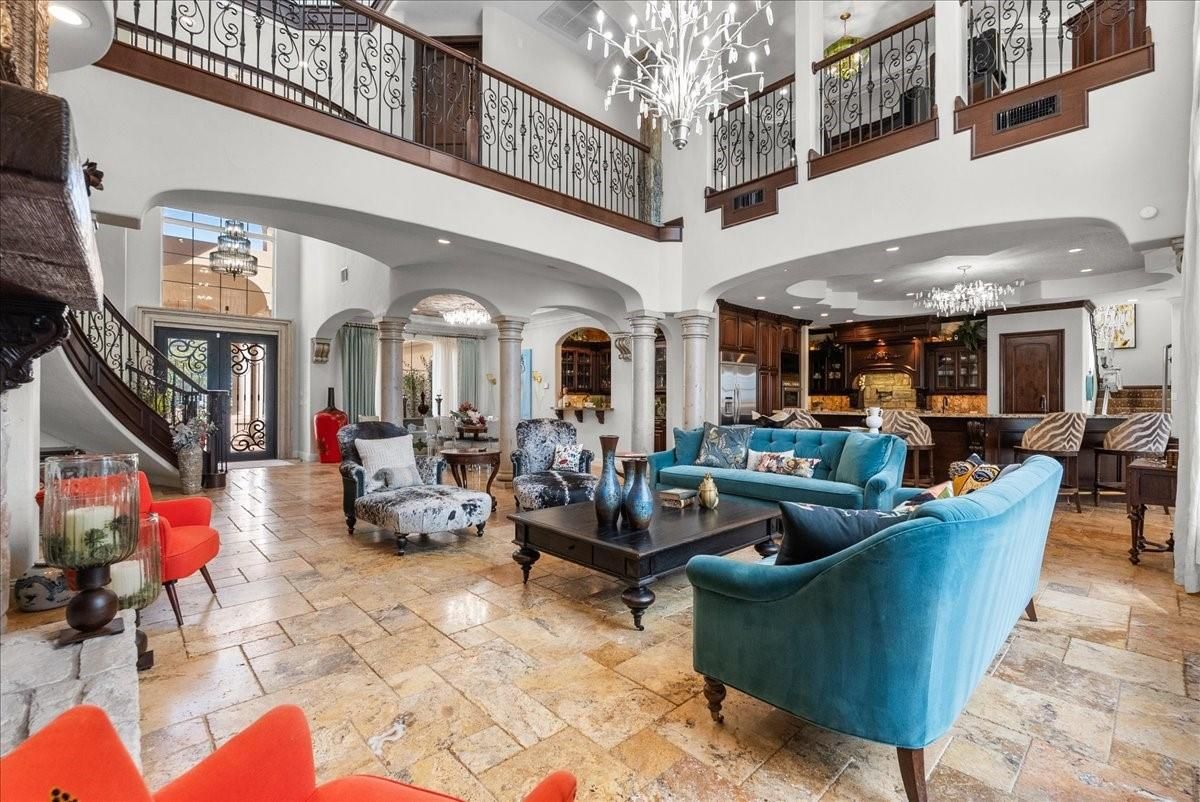 Chandelier, Dining room, Interior, Living room, Recessed Lighting