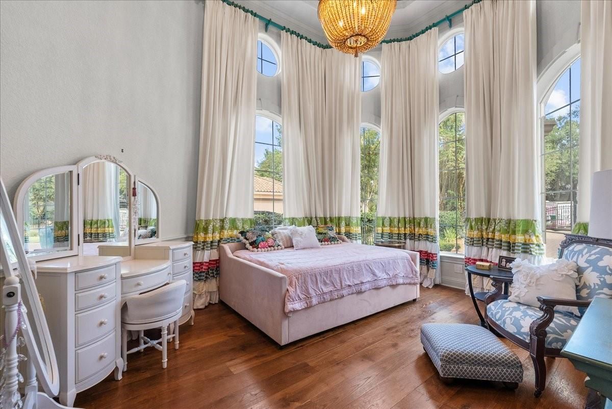 Bedroom, Chandelier, Interior, Wood Texture Flooring