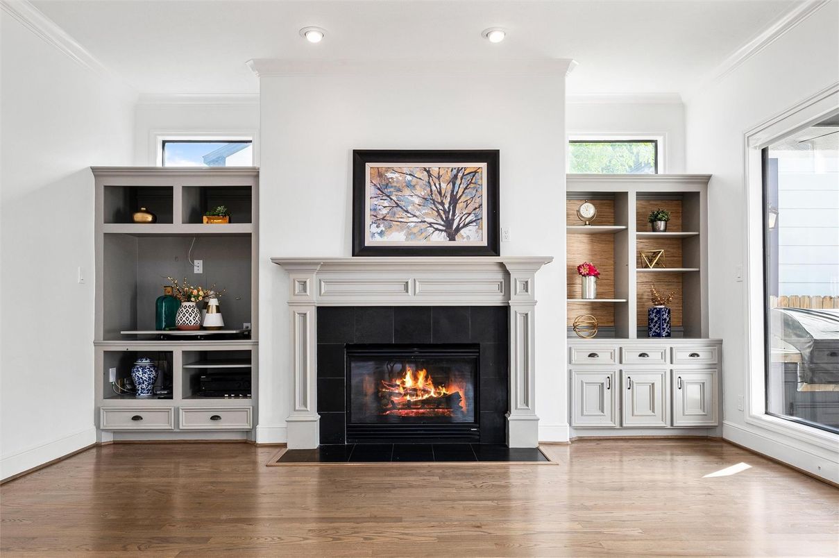 Fireplace, Interior, Recessed Lighting, Wood Texture Flooring