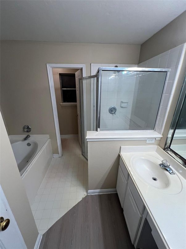 Bathroom, Dual Sink Vanities, Glass Shower, Interior